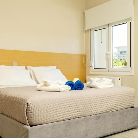 Oikia Azilakas 3 Bedroom House With Parking