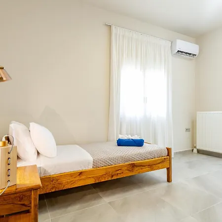 Oikia Azilakas 3 Bedroom House With Parking * 하니아