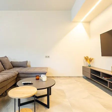 아파트 Oikia Azilakas 3 Bedroom House With Parking