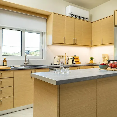 아파트 Oikia Azilakas 3 Bedroom House With Parking