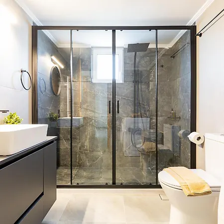 Oikia Azilakas 3 Bedroom House With Parking 아파트 하니아